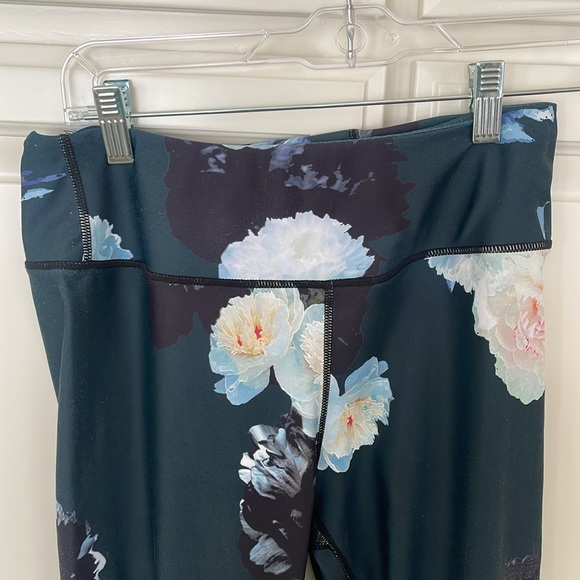 Allfenix Floral print leggings - Picture 2 of 6